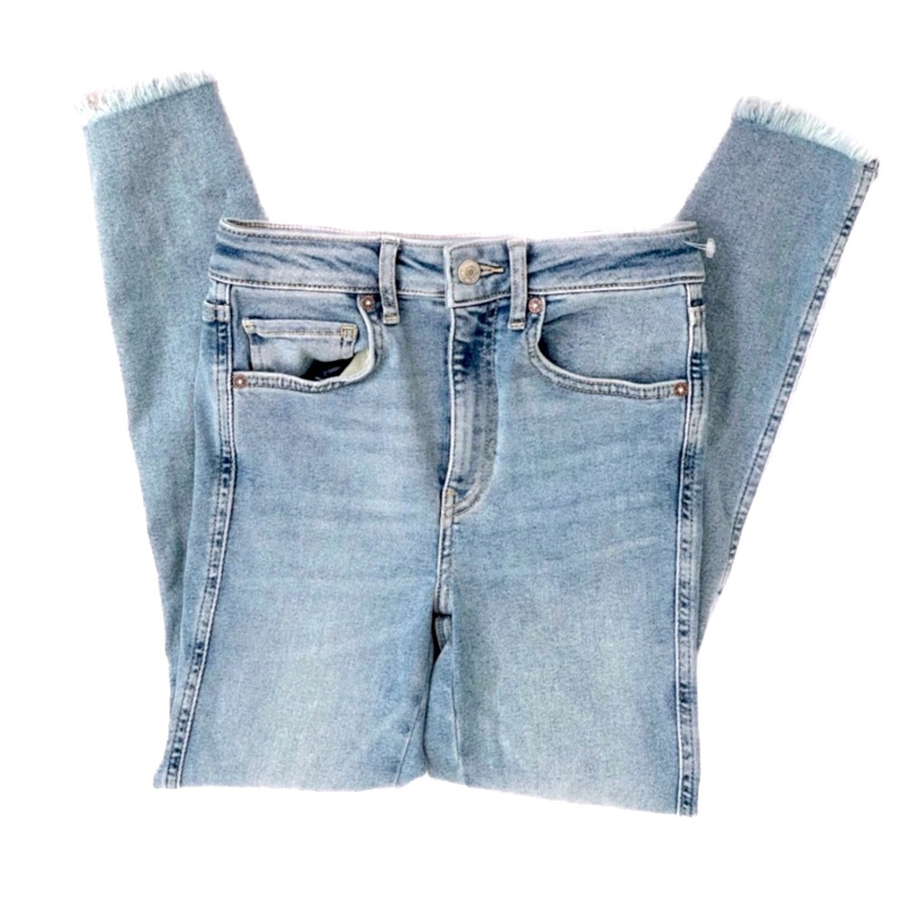 NEW FREE PEOPLE JEGGINGS - ANKLE CROPPED STRETCH DENIM DISTRESSED - Picture 7 of 8